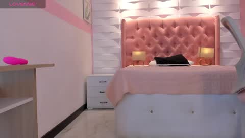 Snapshot of mhellissaw chatting on 31, 12, 2024 melissa online show from 31, 12, 2024