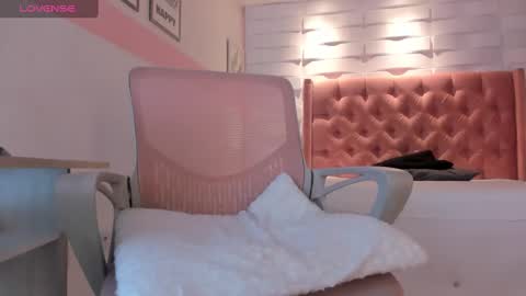 Snapshot of mhellissaw chatting on 12, 2, 2025 melissa online show from 12, 2, 2025