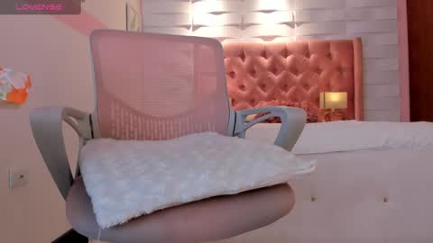 Snapshot of mhellissaw chatting on 10, 3, 2025 melissa online show from 10, 3, 2025