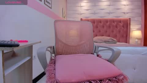 Snapshot of mhellissaw chatting on 20, 9, 2025 melissa online show from 20, 9, 2025