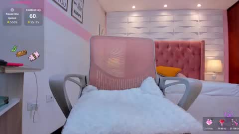 Snapshot of mhellissaw chatting on 20, 11, 2025 melissa online show from 20, 11, 2025