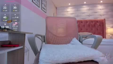 Snapshot of mhellissaw chatting on 30, 11, 2025 melissa online show from 30, 11, 2025