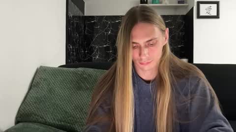 Snapshot of mi_chyort chatting on 1, 2, 2026 Misha online show from 1, 2, 2026