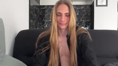 Snapshot of mi_chyort chatting on 3, 3, 2026 Misha online show from 3, 3, 2026