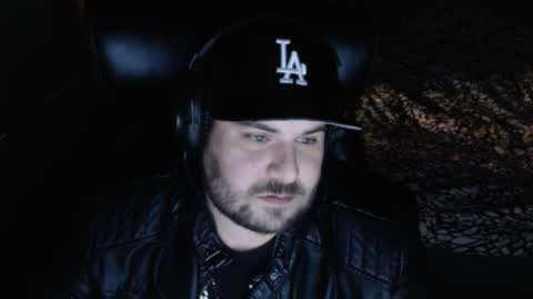 Snapshot of mi_vida21 chatting on 18, 10, 2025 just ask online show from 18, 10, 2025