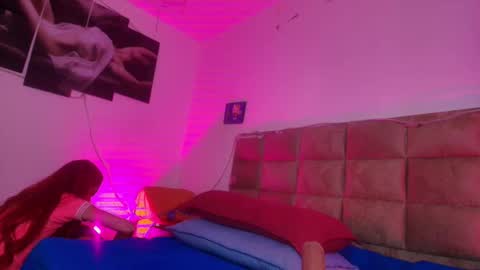 Emi online show from 6, 11, 2025