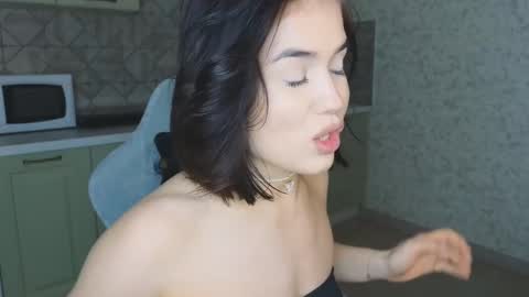 Snapshot of mia___lunaa chatting on 18, 2, 2025 Mia online show from 18, 2, 2025