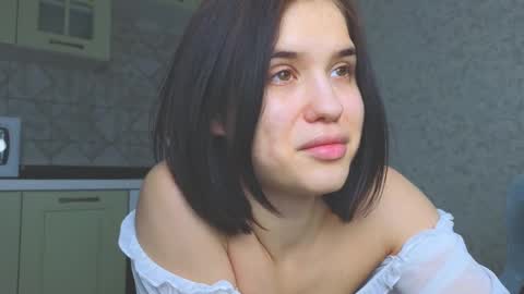 Snapshot of mia___lunaa chatting on 22, 2, 2025 Mia online show from 22, 2, 2025