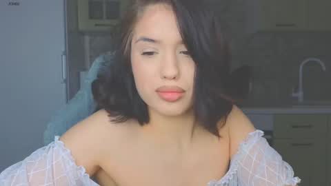 Snapshot of mia___lunaa chatting on 23, 2, 2025 Mia online show from 23, 2, 2025