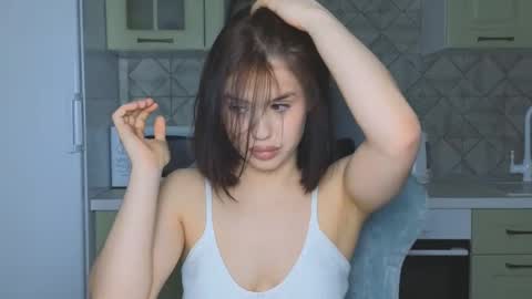 Snapshot of mia___lunaa chatting on 7, 3, 2025 Mia online show from 7, 3, 2025