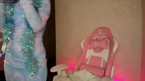 Snapshot of mia__caprice chatting on 31, 12, 2024 Mia GMT7 Mon Tue Wen Thur 1000am-0300pm Sat 0300am-0900am online show from 31, 12, 2024