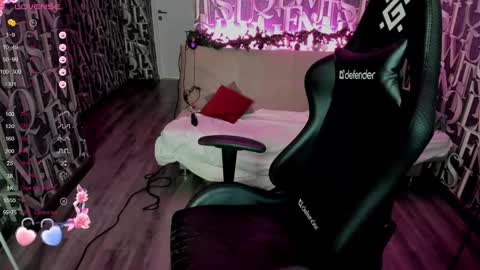 Snapshot of mia__caprice chatting on 11, 1, 2025 Mia GMT7 Mon Tue Wen Thur 1000am-0300pm Sat 0300am-0900am online show from 11, 1, 2025