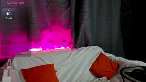 Snapshot of mia__caprice chatting on 6, 2, 2025 Mia GMT7 Mon Tue Wen Thur 1000am-0300pm Sat 0300am-0900am online show from 6, 2, 2025