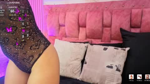 Snapshot of mia__gomex chatting on 27, 5, 2026 mia__gomex online show from 27, 5, 2026