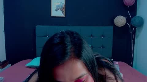 C A L L  M E  M I A  online show from 13, 11, 2025