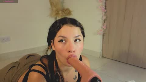 Mia adams  online show from 1, 10, 2025