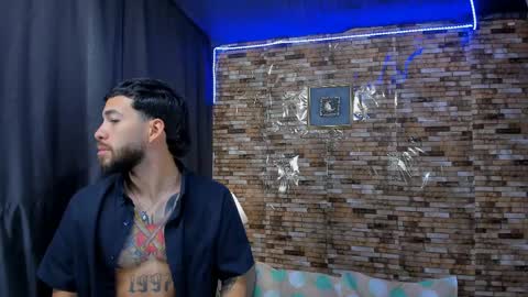 Snapshot of mia_and_vincentt chatting on 7, 3, 2025 Mia and vincentt model indepent online show from 7, 3, 2025