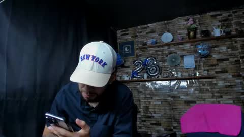 Snapshot of mia_and_vincentt chatting on 16, 9, 2025 Mia and vincentt model indepent online show from 16, 9, 2025