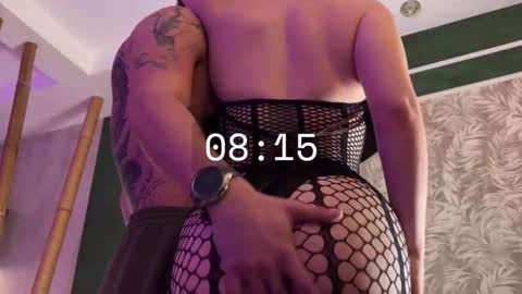 Andre and Mia online show from 24, 11, 2025