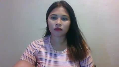 Snapshot of mia_bella04 chatting on 1, 11, 2025 mia_bella04 online show from 1, 11, 2025