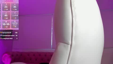 Snapshot of mia_bonneett chatting on 20, 2, 2025 online show from 20, 2, 2025