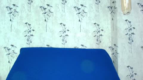 Snapshot of mia_candy_0 chatting on 4, 2, 2025 Mia online show from 4, 2, 2025