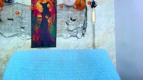 Snapshot of mia_candy_0 chatting on 4, 11, 2025 Mia online show from 4, 11, 2025