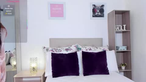 Snapshot of mia_cano_ chatting on 11, 11, 2025 Mia Cano online show from 11, 11, 2025