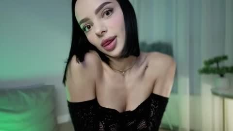 Snapshot of mia_cupcake chatting on 24, 9, 2025 Mia Cupcake online show from 24, 9, 2025