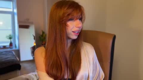 Snapshot of mia_daddysgirl chatting on 17, 10, 2025 Daddys Girl online show from 17, 10, 2025