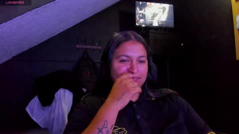 Mia daniela  online show from 13, 10, 2025
