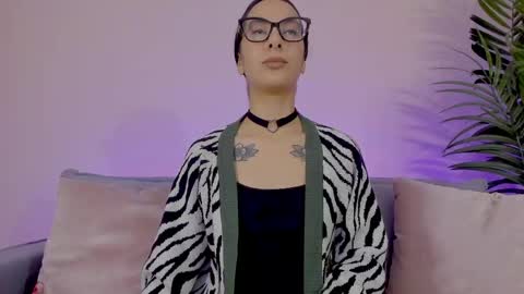 Sarah Luna online show from 22, 5, 2026