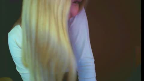 Mia online show from 21, 1, 2025