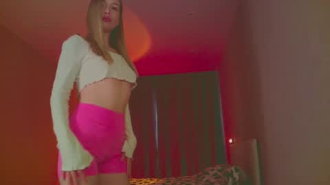 Mia online show from 11, 3, 2025