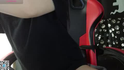 Snapshot of mia_g0ld chatting on 20, 10, 2025 Golden ones online show from 20, 10, 2025