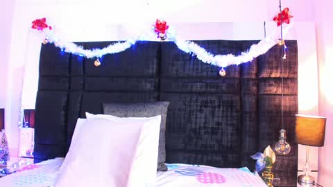 Snapshot of mia_garcia2 chatting on 10, 12, 2024 MIA online show from 10, 12, 2024