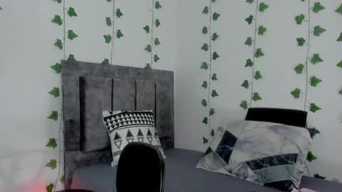 MIA online show from 22, 4, 2026