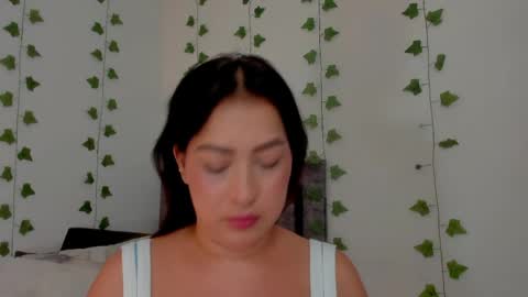 Snapshot of mia_garcia2 chatting on 21, 5, 2026 MIA online show from 21, 5, 2026