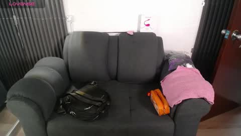 mia_garcia28 online show from 27, 9, 2025