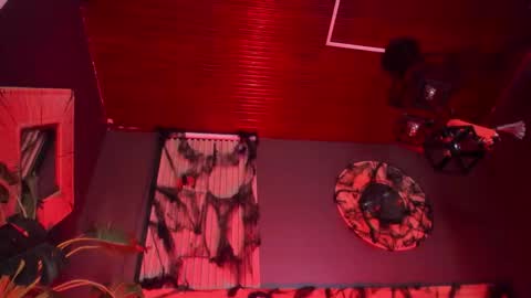 Snapshot of mia_jagger chatting on 29, 10, 2025 Val online show from 29, 10, 2025