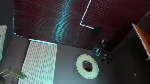 Snapshot of mia_jagger chatting on 8, 11, 2025 Val online show from 8, 11, 2025