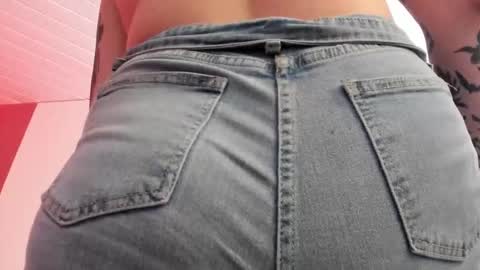 Val  online show from 7, 2, 2026