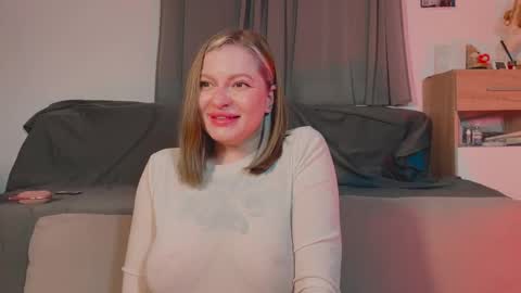 Snapshot of mia_kamp chatting on 24, 10, 2025 Mia online show from 24, 10, 2025