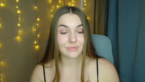 mia_lemm online show from 14, 10, 2025