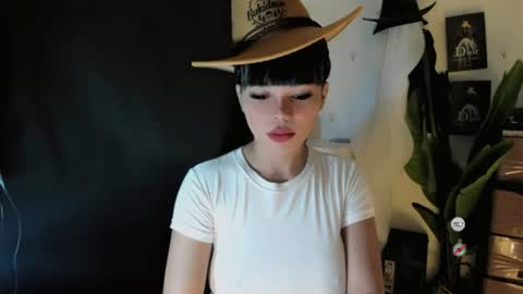 Snapshot of mia_lover9 chatting on 15, 6, 2026 M I A online show from 15, 6, 2026