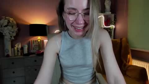 Snapshot of mia_luxx92 chatting on 26, 1, 2025 Mia online show from 26, 1, 2025