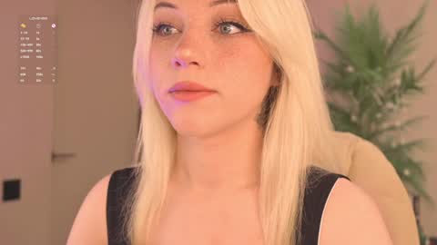 mia_milagros online show from 17, 12, 2025