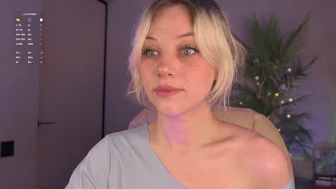 mia_milagros online show from 23, 12, 2025