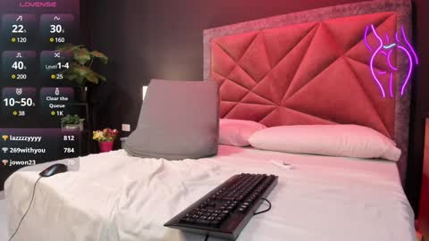 Snapshot of mia_milff chatting on 9, 2, 2025 MIA online show from 9, 2, 2025