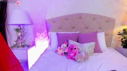 mia montess online show from 2, 3, 2026